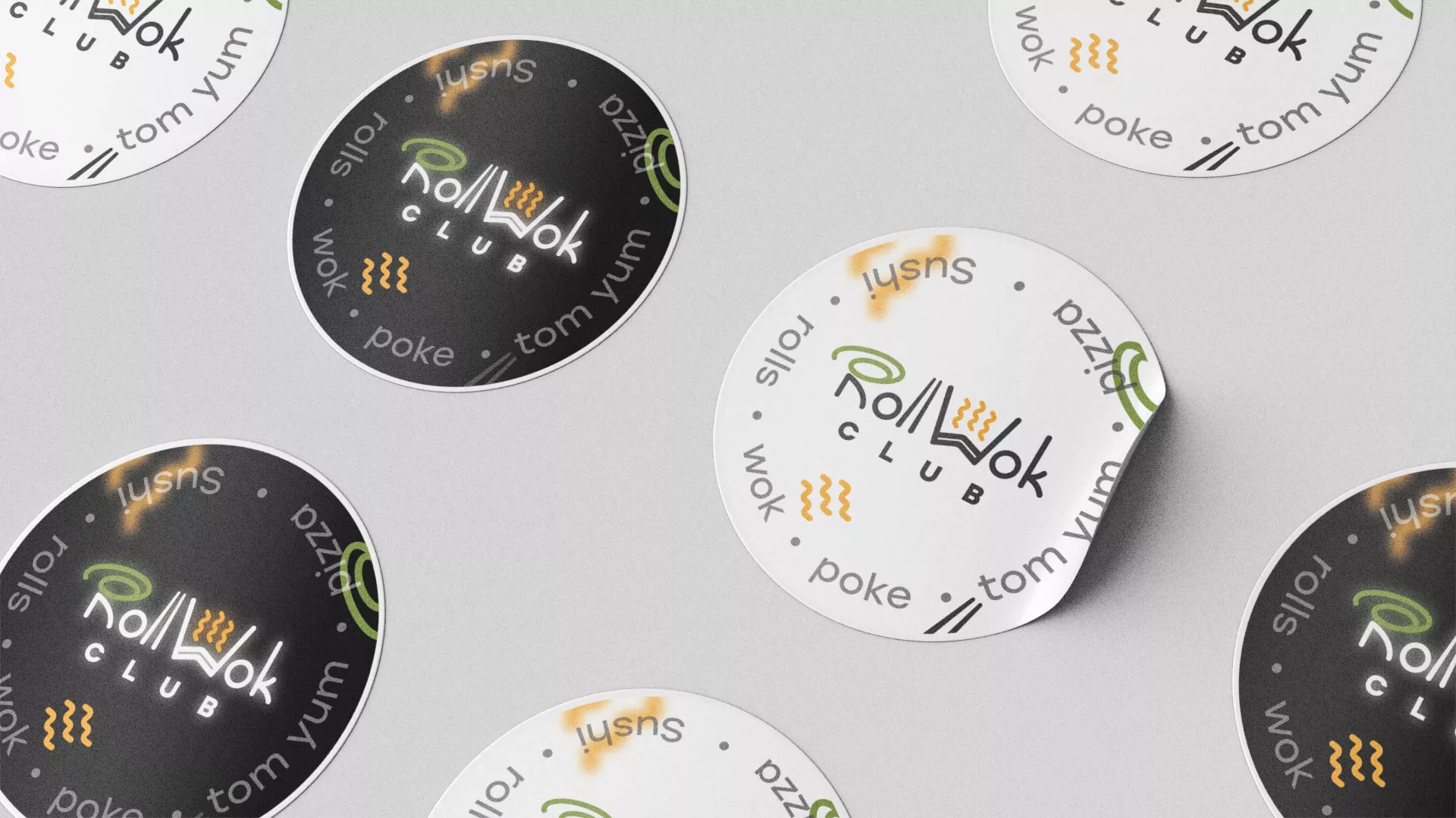 Разработка наклеек для суши-бара «Roll Wok Club» в Краснозаводске